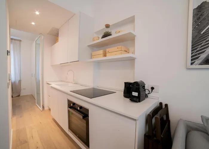 Navigli-Centro-Universita, Amazing New Apartment